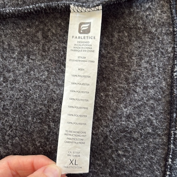 Womens Fabletics Jacket XL gray fleece sweater warm zipper - Picture 5 of 5